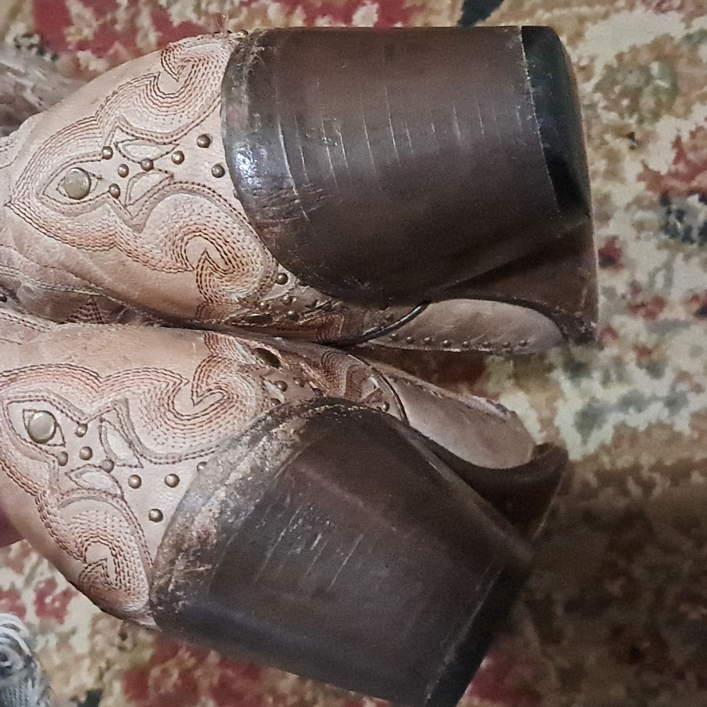 Corral Cowboy Boots - Picture 4 of 8